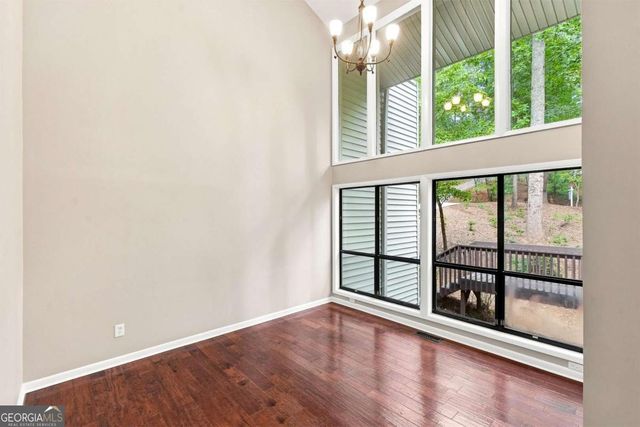 8810 North Mount Drive, Alpharetta, GA 30022