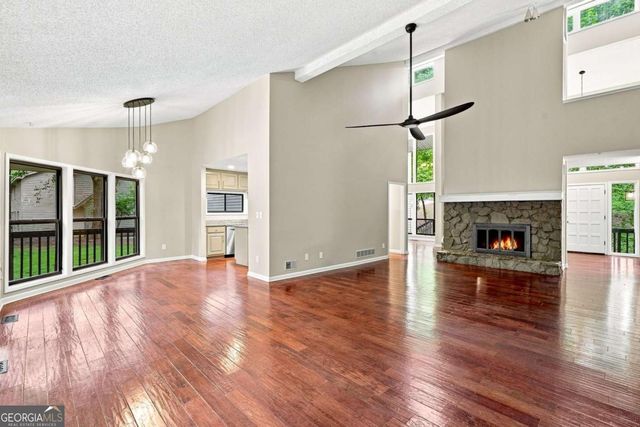8810 North Mount Drive, Alpharetta, GA 30022
