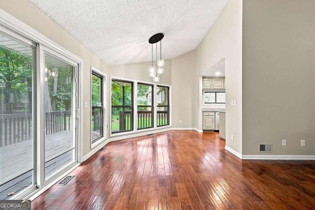 8810 North Mount Drive, Alpharetta, GA 30022