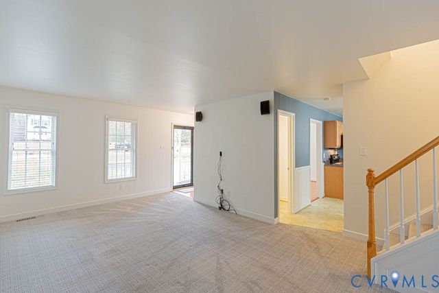 154 Black Creek Ln, Aylett, VA 23009