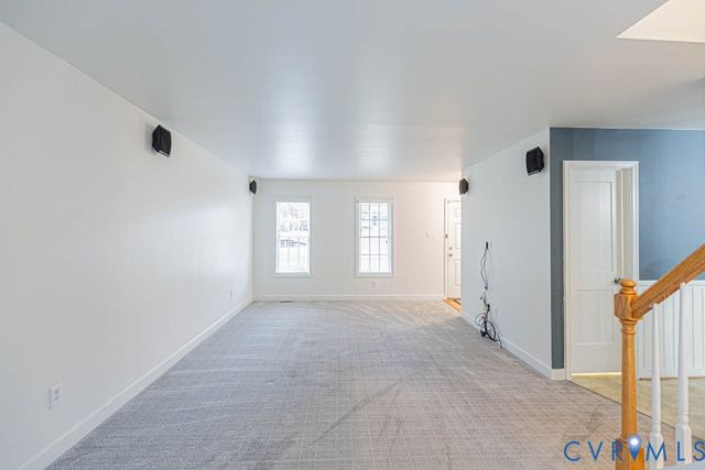 154 Black Creek Ln, Aylett, VA 23009