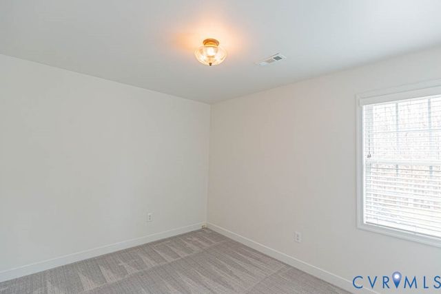 154 Black Creek Ln, Aylett, VA 23009