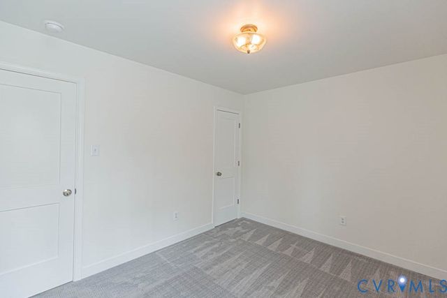 154 Black Creek Ln, Aylett, VA 23009