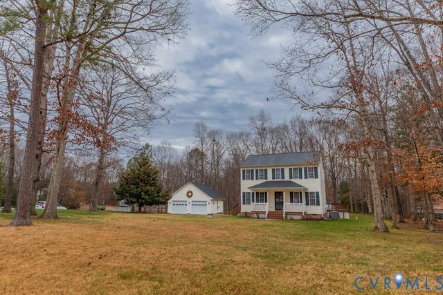154 Black Creek Ln, Aylett, VA 23009