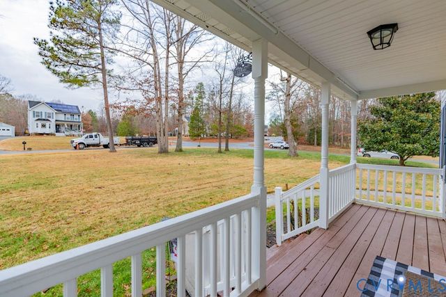 154 Black Creek Ln, Aylett, VA 23009