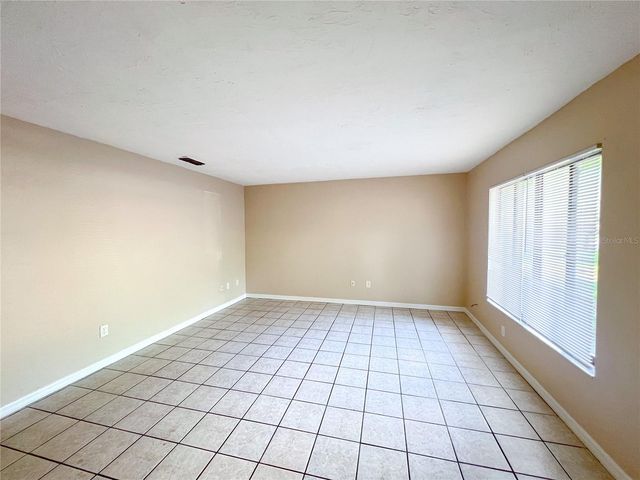 703 SW 69TH TERRACE B, Gainesville, FL 32607