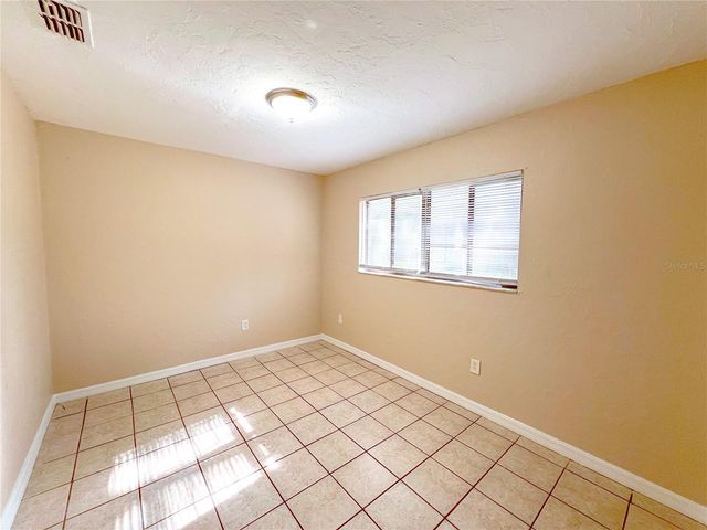 703 SW 69TH TERRACE B, Gainesville, FL 32607