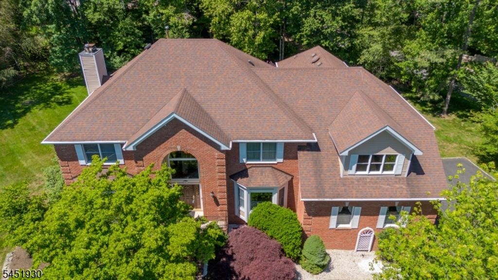 40 Newland Ct, Bridgewater Twp., NJ 08807 — exterior