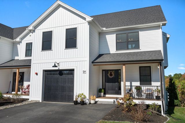 12 Founders Sq Unit A, Greenland, NH 03840