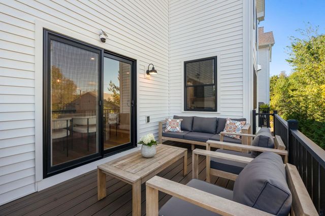 12 Founders Sq Unit A, Greenland, NH 03840