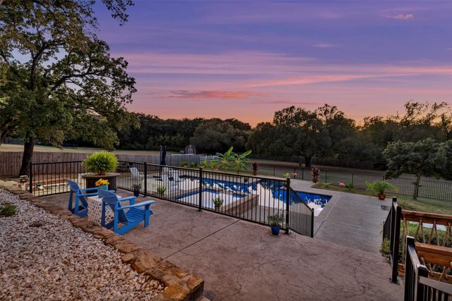 504 Hoover Road, Burleson, TX 76028