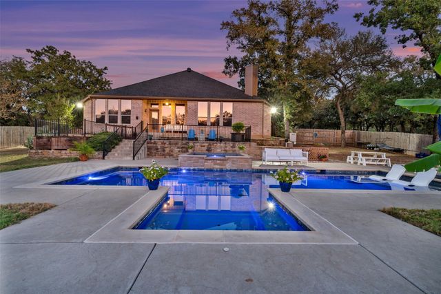 504 Hoover Road, Burleson, TX 76028