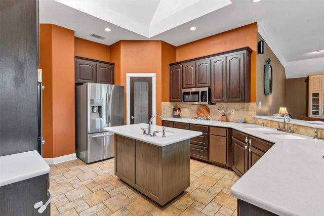504 Hoover Road, Burleson, TX 76028