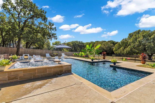 504 Hoover Road, Burleson, TX 76028