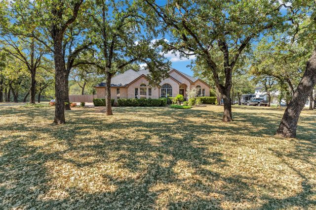 504 Hoover Road, Burleson, TX 76028