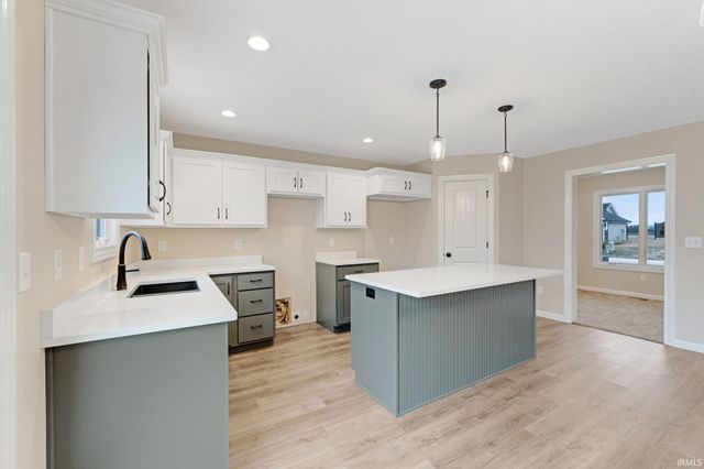 11132 Carob Thorn Trail, Roanoke, IN 46783