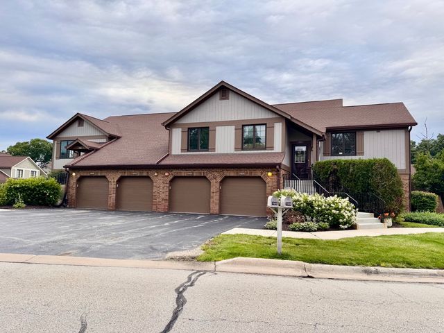 7822 W Arquilla Drive 7822, Palos Heights, IL 60463