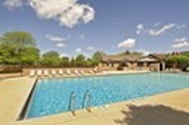 7822 W Arquilla Drive 7822, Palos Heights, IL 60463