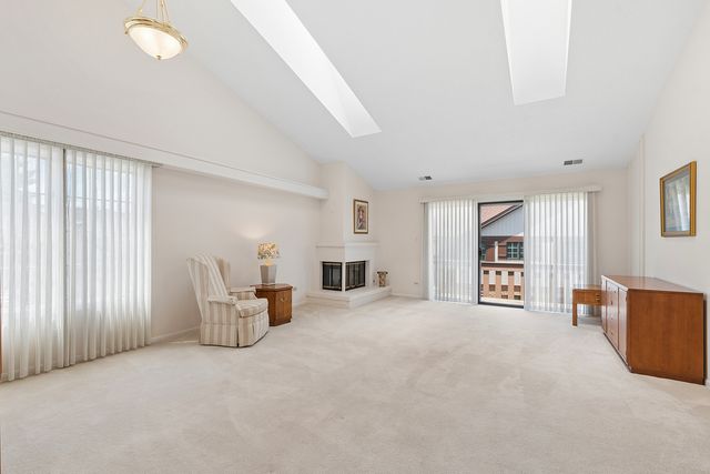 7822 W Arquilla Drive 7822, Palos Heights, IL 60463