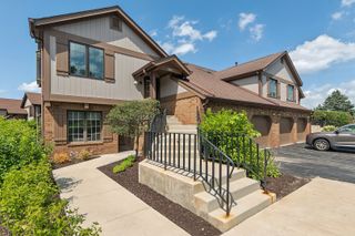 7822 W Arquilla Drive 7822, Palos Heights, IL 60463
