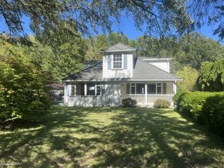 8629 Huntley Drive SE, Warren, OH 44484