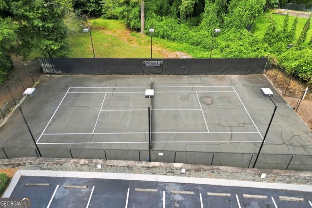 1402 N Crossing Drive NE, Atlanta, GA 30329