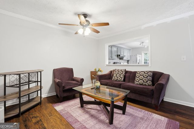 1402 N Crossing Drive NE, Atlanta, GA 30329
