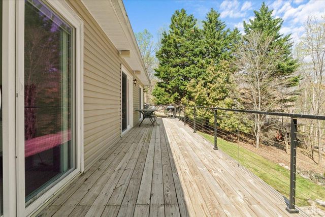 290 Dodee Lane, Union Hall, VA 24176