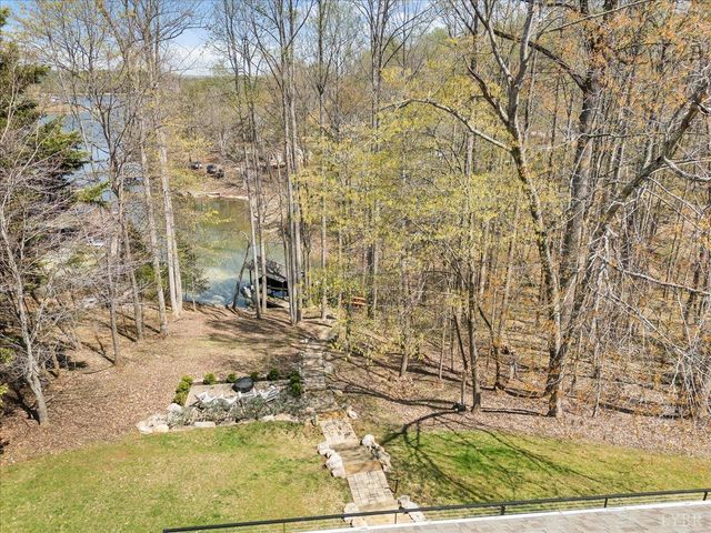 290 Dodee Lane, Union Hall, VA 24176