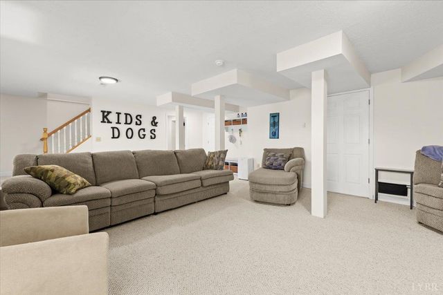 290 Dodee Lane, Union Hall, VA 24176
