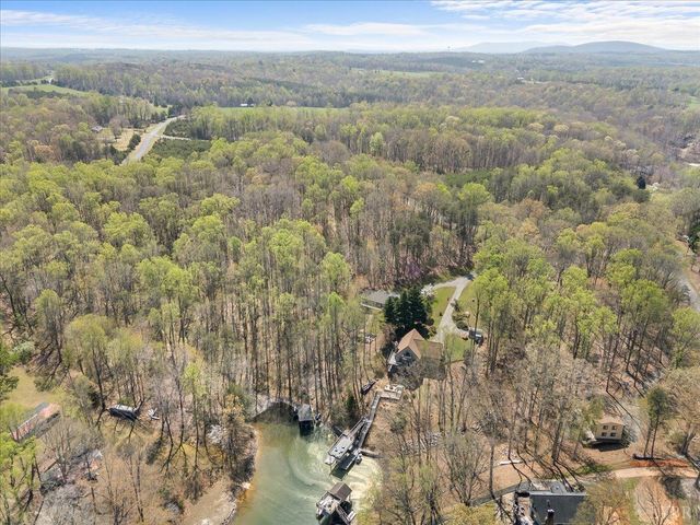 290 Dodee Lane, Union Hall, VA 24176