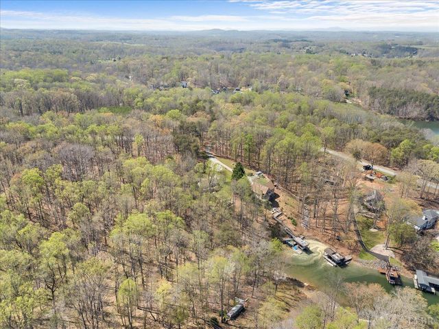 290 Dodee Lane, Union Hall, VA 24176