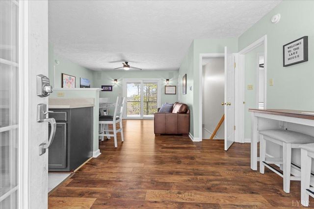 290 Dodee Lane, Union Hall, VA 24176
