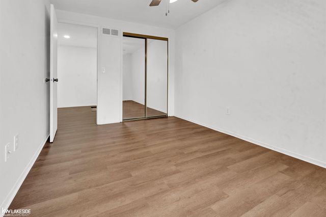 2216 Orchard Crest Street, Shelby Twp, MI 48317