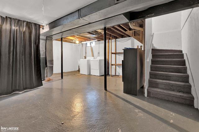 2216 Orchard Crest Street, Shelby Twp, MI 48317