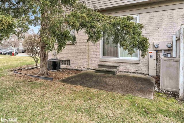 2216 Orchard Crest Street, Shelby Twp, MI 48317