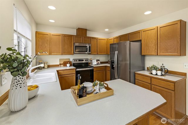 9508 17th Place NE, Lake Stevens, WA 98258