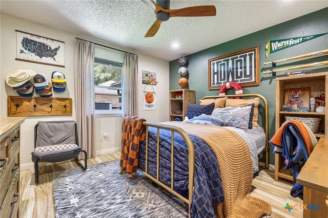 945 Queens Drive, New Braunfels, TX 78130