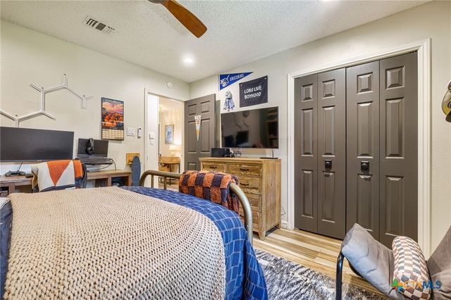945 Queens Drive, New Braunfels, TX 78130