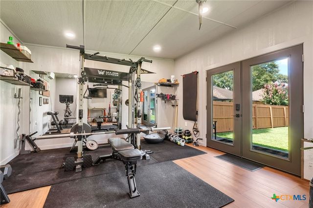945 Queens Drive, New Braunfels, TX 78130