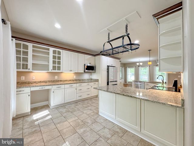 9801 CHEROKEE LN, Spotsylvania, VA 22553