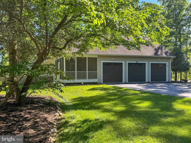 9801 CHEROKEE LN, Spotsylvania, VA 22553