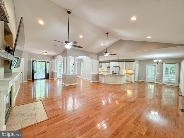 9801 CHEROKEE LN, Spotsylvania, VA 22553