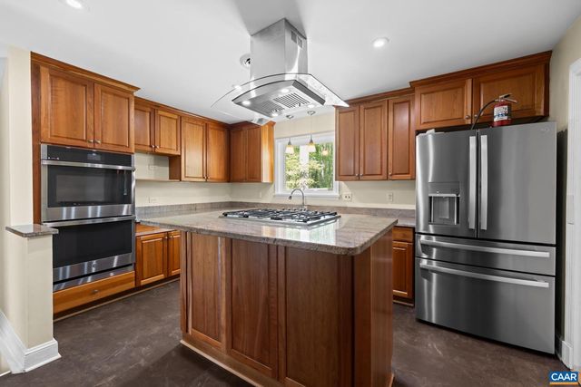 905 PENOLA RD, Henrico, VA 23229
