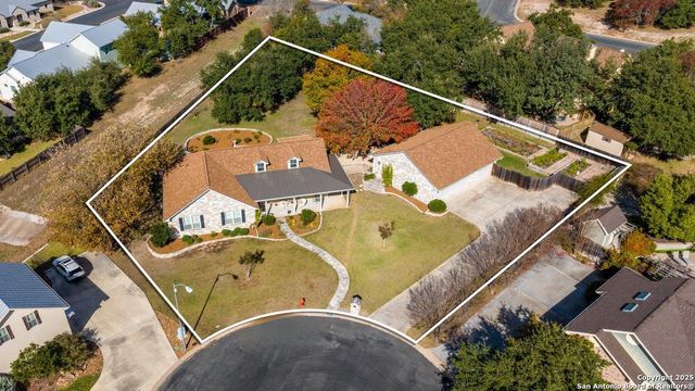 2166 Lightstone, Fredericksburg, TX 78624