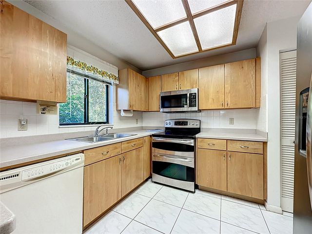 2 FERNDALE LANE, Palm Coast, FL 32137