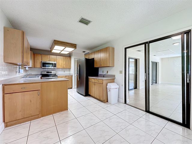 2 FERNDALE LANE, Palm Coast, FL 32137