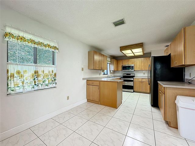 2 FERNDALE LANE, Palm Coast, FL 32137