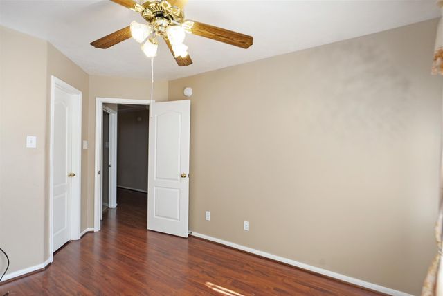 16350 Mellow Oaks Lane, Sugar Land, TX 77498