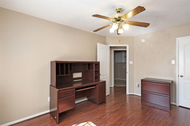 16350 Mellow Oaks Lane, Sugar Land, TX 77498